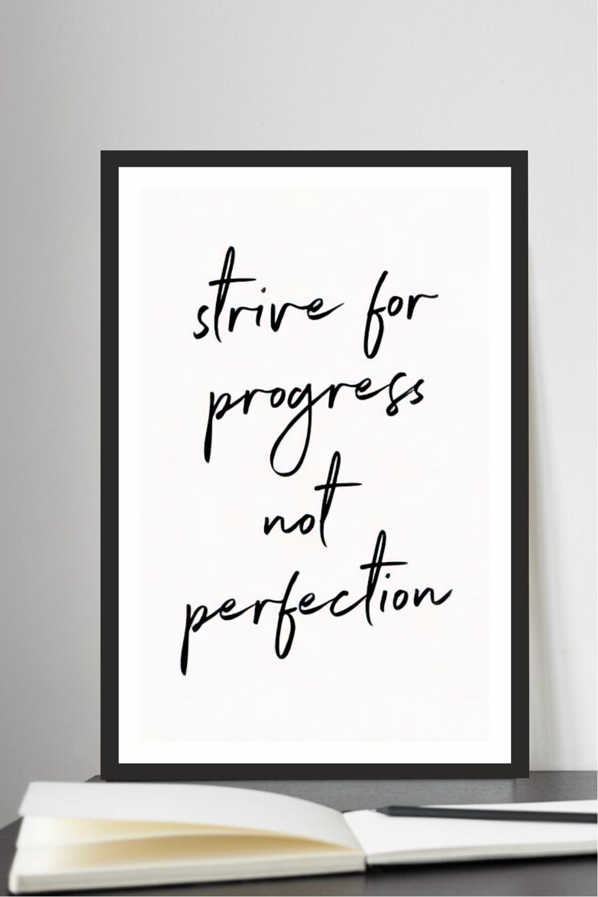 motto yazılı çerçeve görünümlü mdf tablo