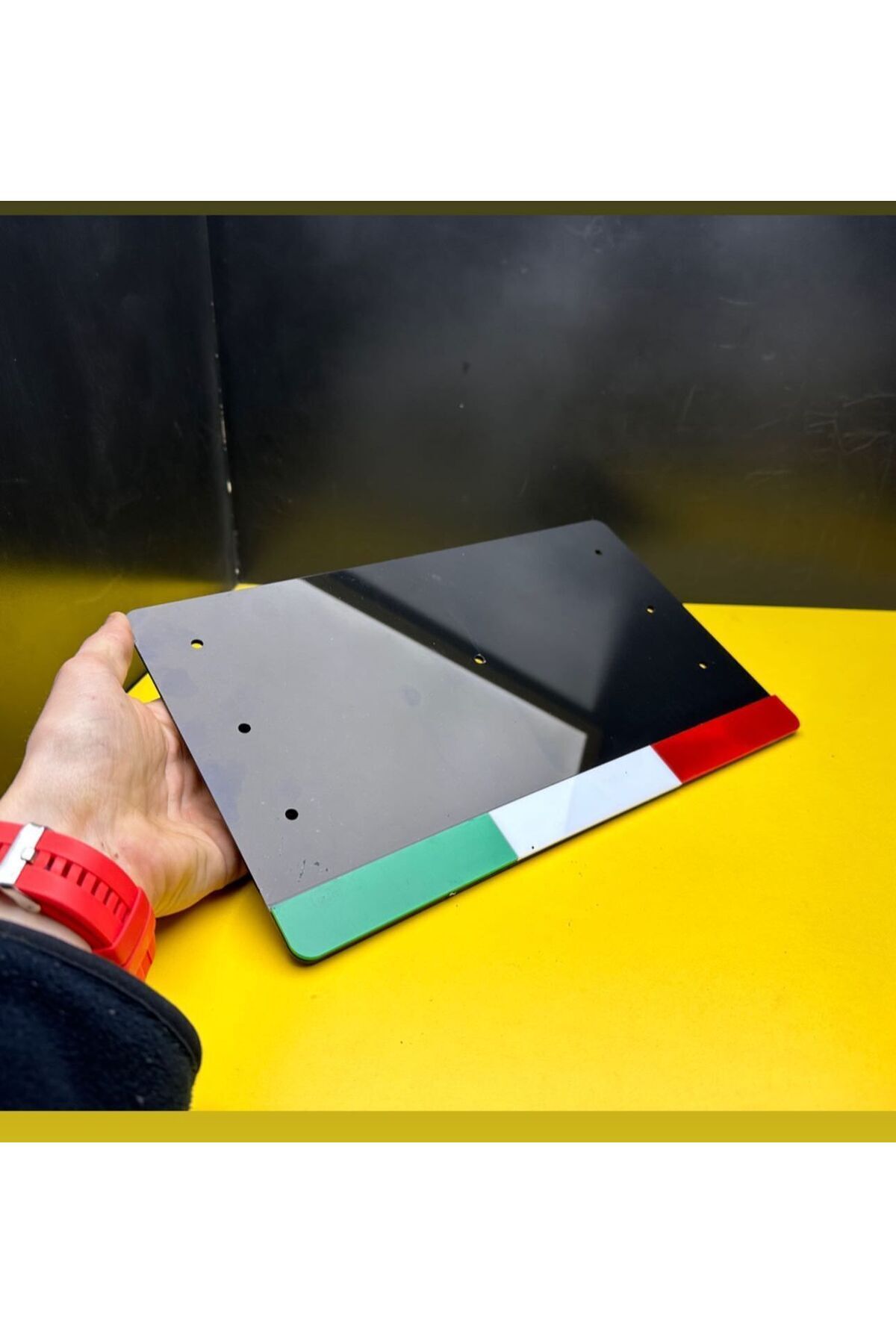 İTALYAN Logolu pleksi Plakalık