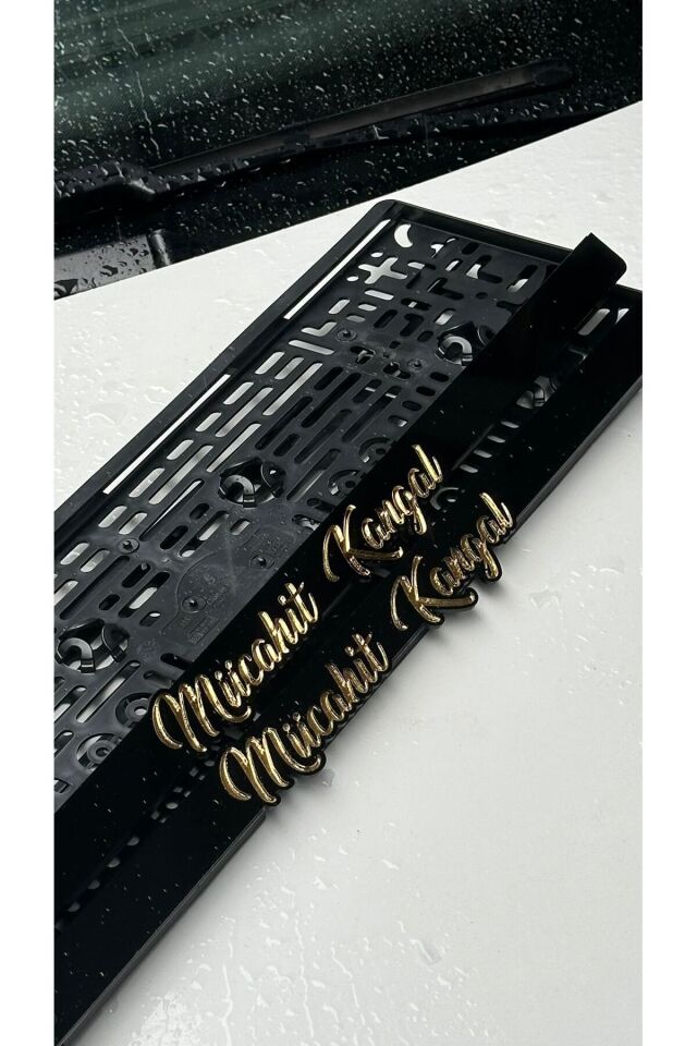 KİŞİYE ÖZEL PLEKSİ TAKMATİK PLAKALIK