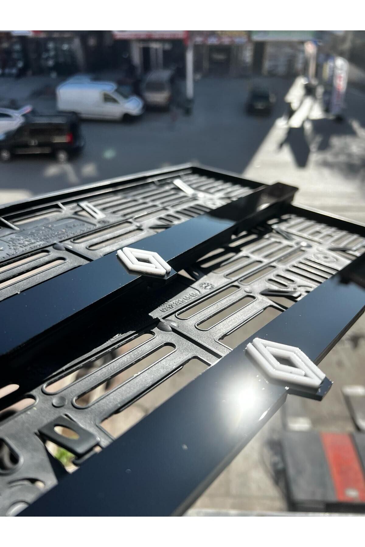 RENAULT Pleksi Plakalık