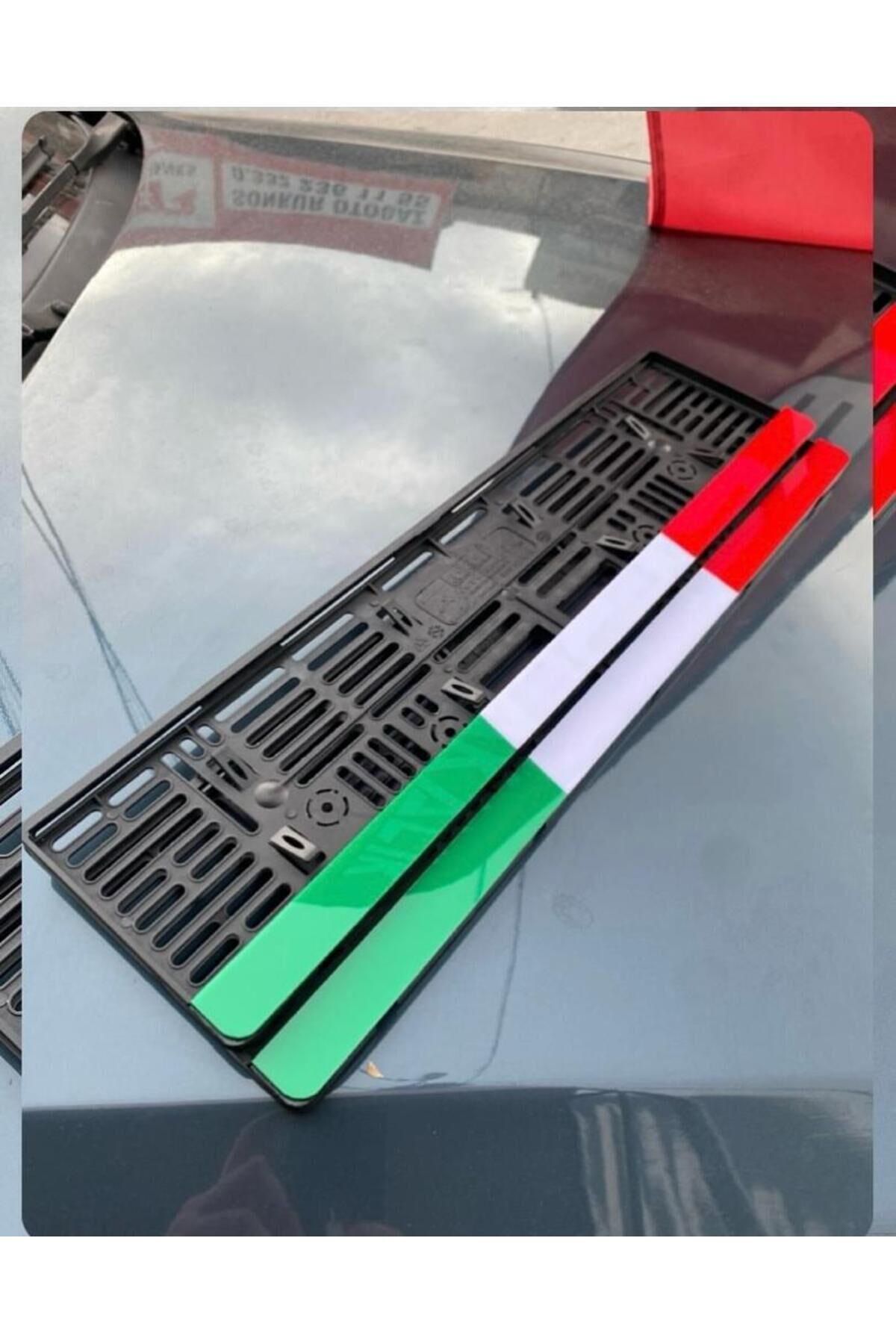 LAZER KESİM İTALYA TASARIM 2 ADET LÜKS PİANOBLACK OTO PLAKALIK