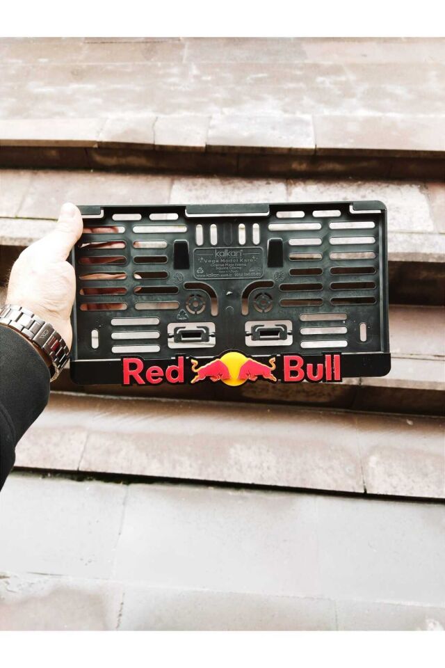 Kare Plakalık Red Bull Model Takmatik Pleksi 3d Kabartma Kişiye Özel Lazer Kesim [ araç için ]
