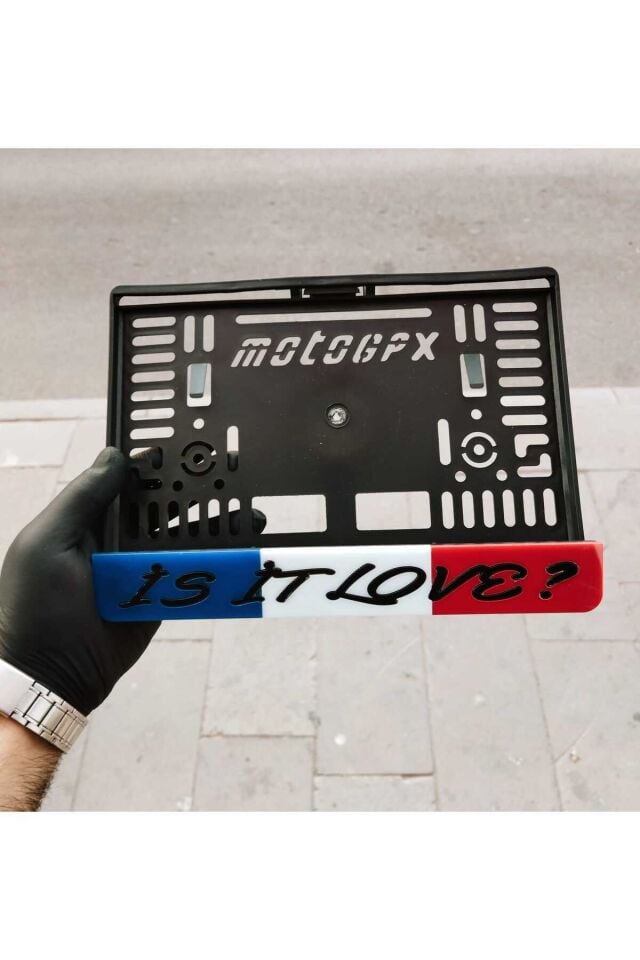 MOTOR PLAKALIK FRANSIZ BAYRAKLI KİŞİYE ÖZEL İSİMLİ TAKMATİK LAZER KESİM PLEKSİ ( 1 ADET )