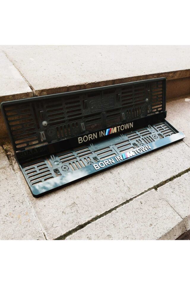 BMW 3D BORN IN M TOWN LAZER KESİM PLEKSİ PARLAK PLAKALIK EXTRA KALIN ( ÖN ,ARKA 2 ADET)