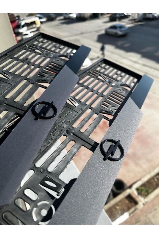 Opel Logolu Mat Pleksi Plakalık Uyumlu