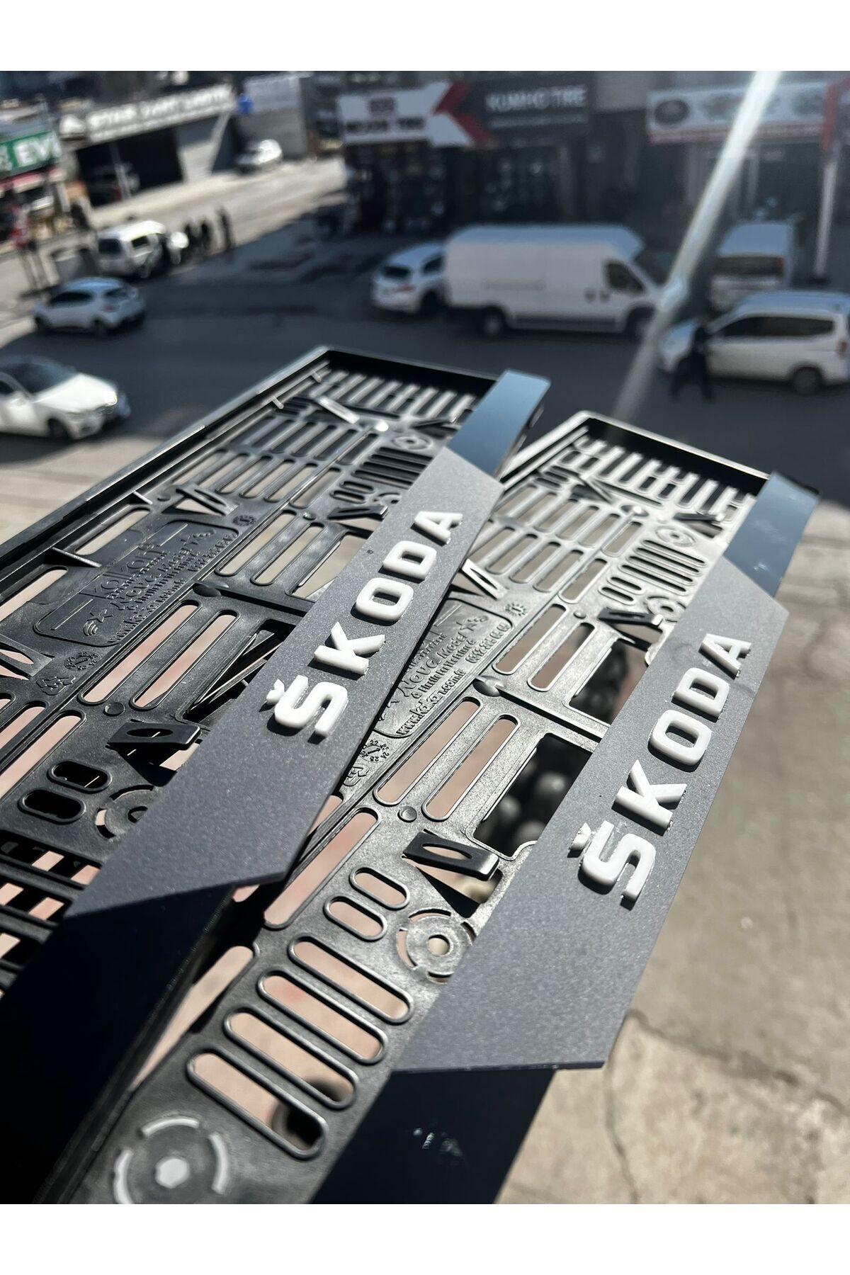 SKODA Mat Pleksi Plakalık