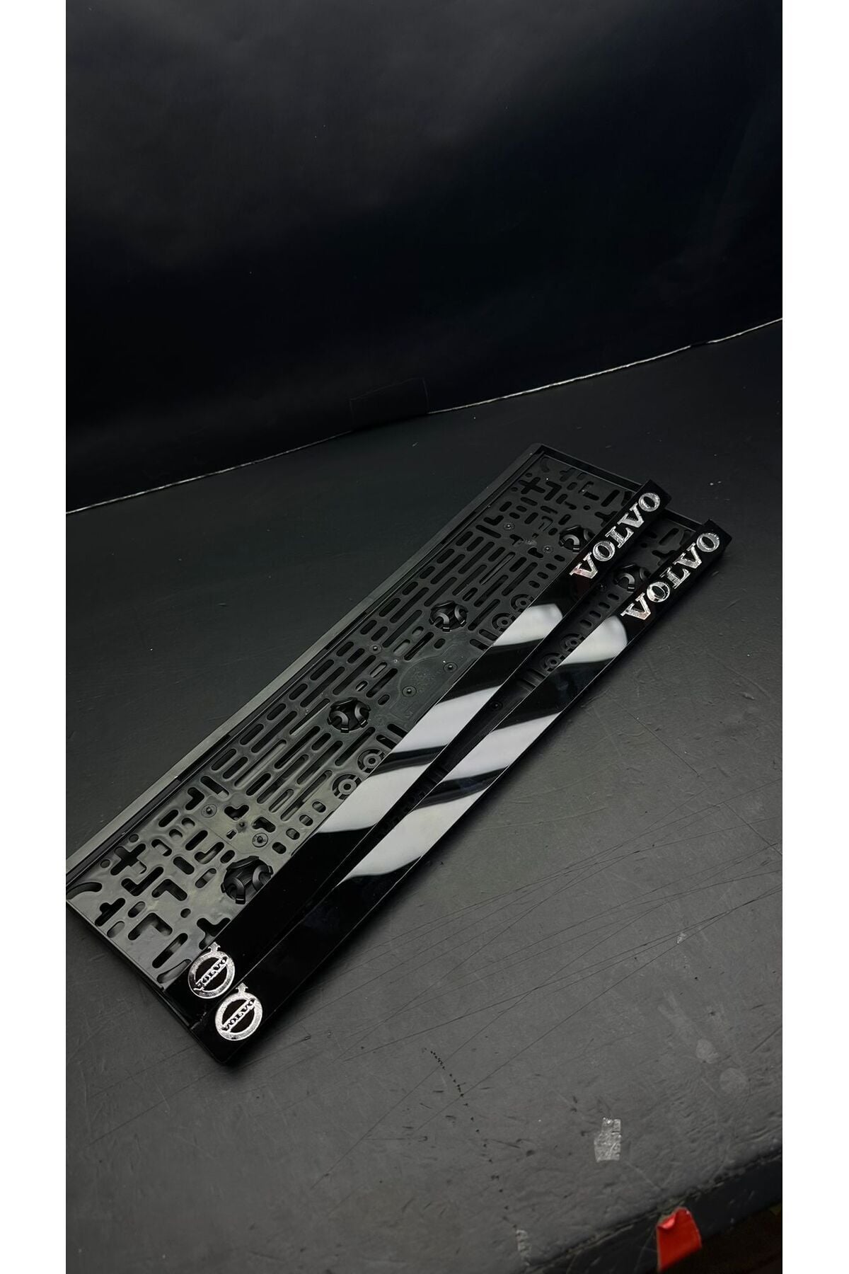 Lux Kişiye Özel Volvo Pleksi Takmatik Plakalık