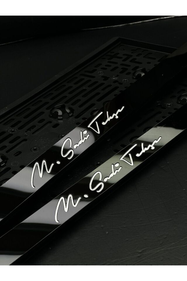 Takmatik Plakalık Imza Yazı UV BASKILI KABARTMALI BASKI PLEKSİ PLAKALIK