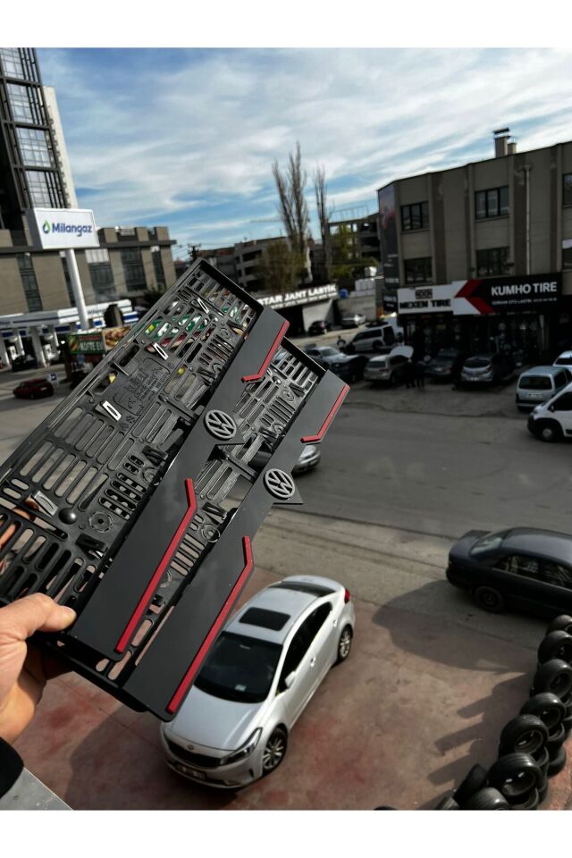 VOLKSWAGEN Uyumlu LOGOLU LİP MODEL Pleksi Plakalık