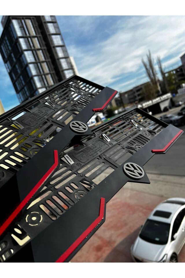 VOLKSWAGEN Uyumlu LOGOLU LİP MODEL Pleksi Plakalık
