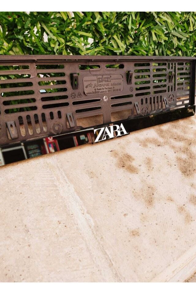 Plakalık Zara Model Pleksi Lazer Kesim Takmatik Piyano Black ( 2 Adet )