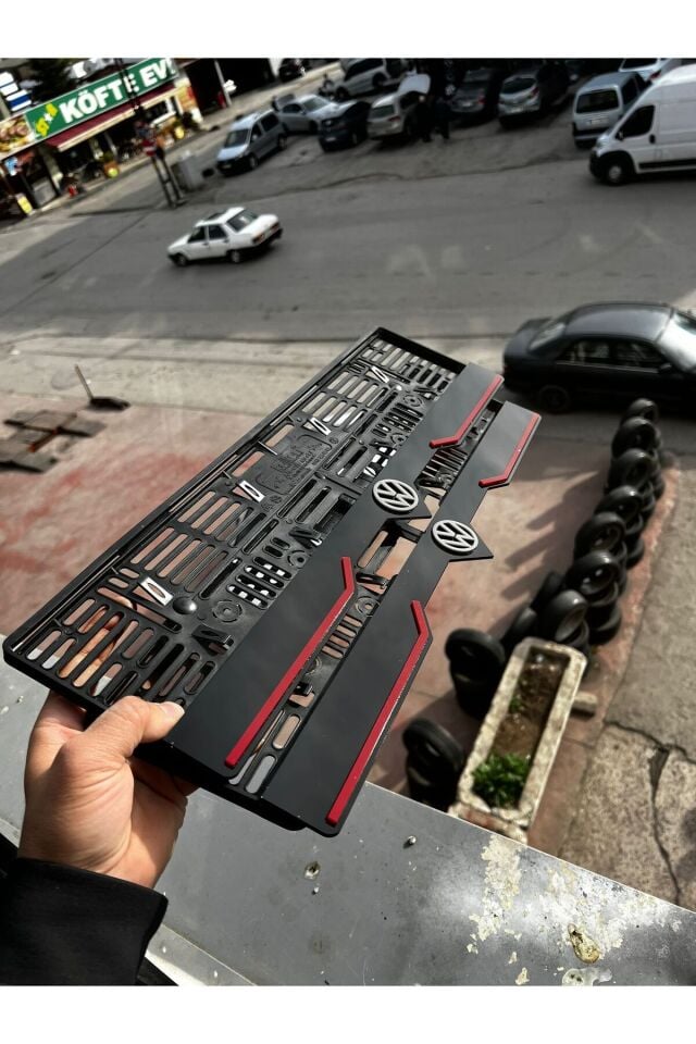 VOLKSWAGEN Uyumlu LOGOLU LİP MODEL Pleksi Plakalık