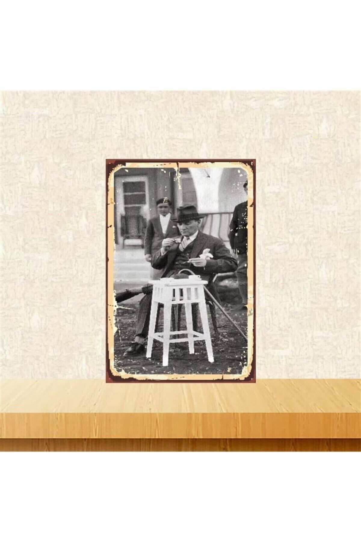 Mustafa Kemal Atatürk 20-30 Cm Retro Ahşap Poster Tkfx4001