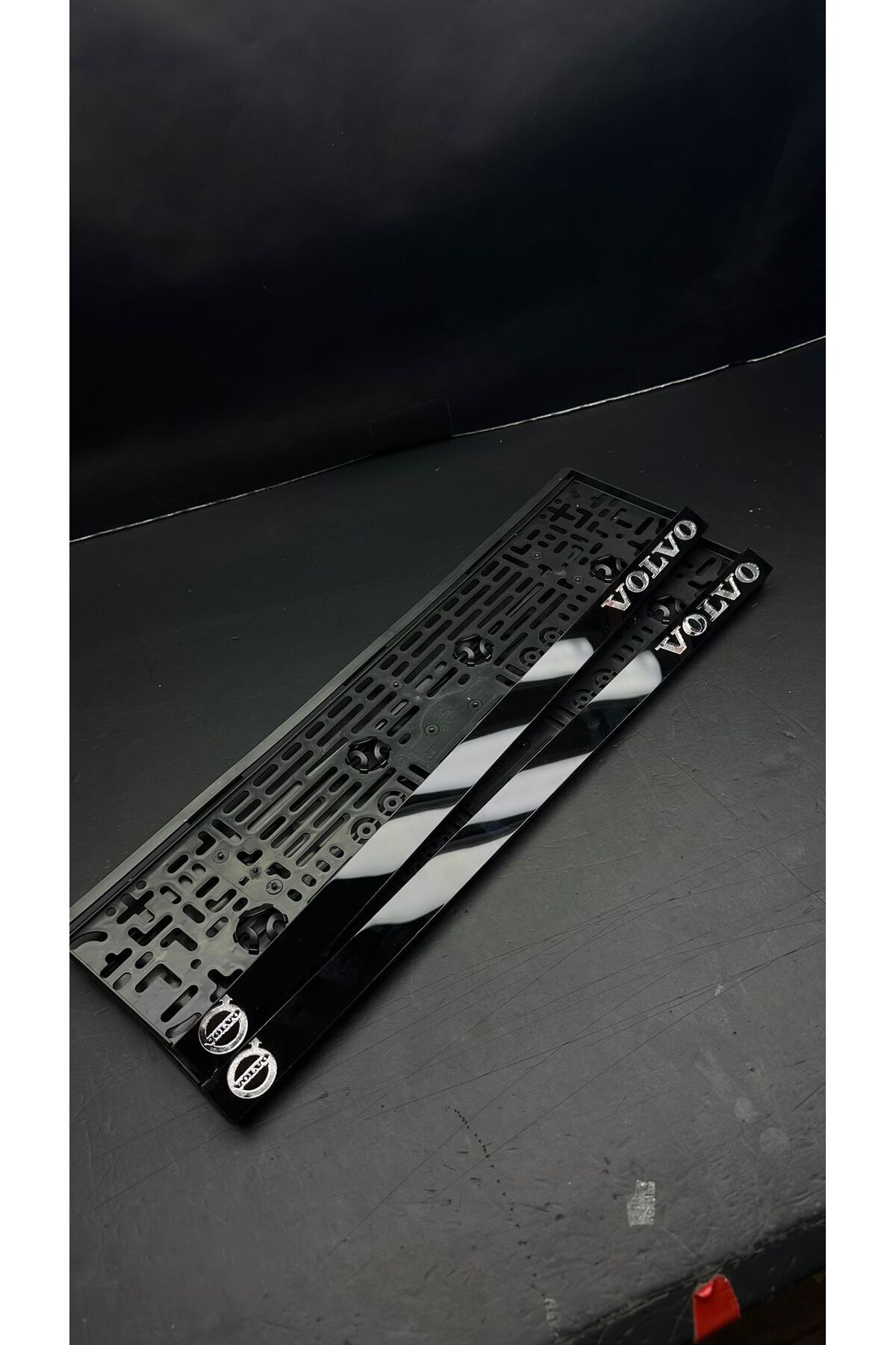 Lux Kişiye Özel Volvo Pleksi Takmatik Plakalık