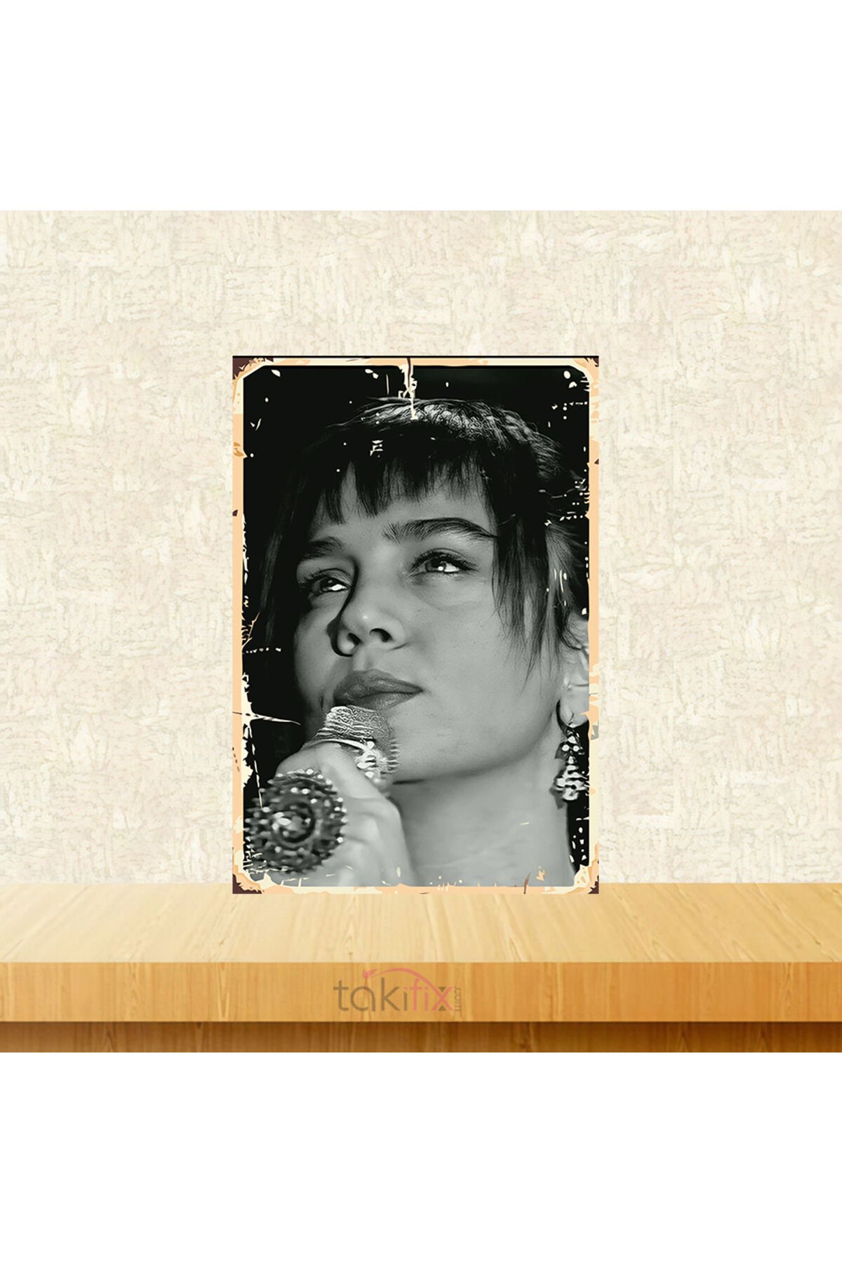 Sezen Aksu Tasarımlı 20x30 Cm Retro Ahşap Tablo