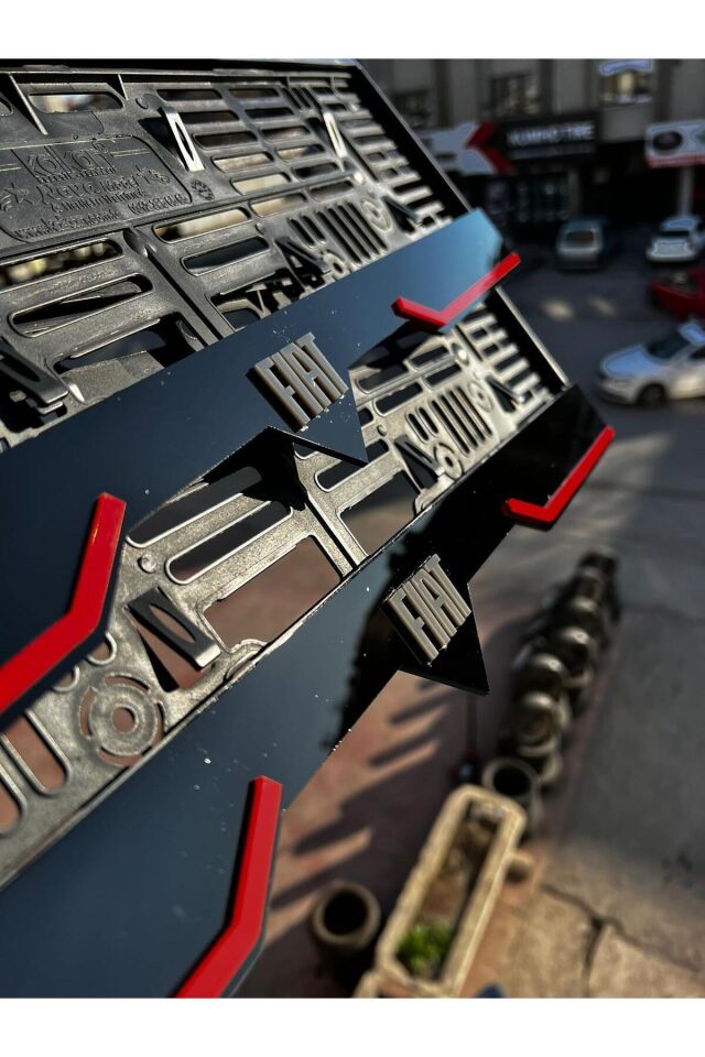 FİAT Logolu Pleksi Plakalık 2 Adet(1 Takım)