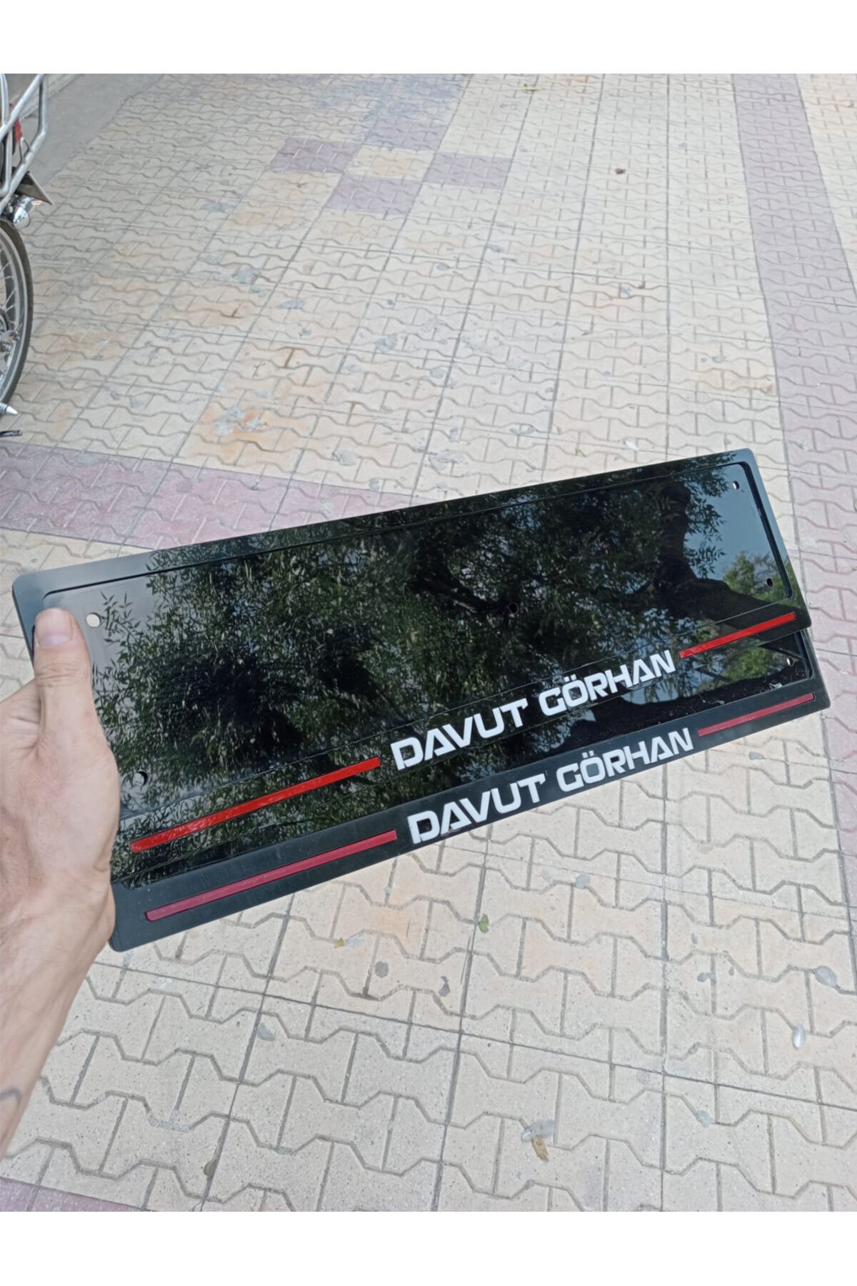 Pleksi Plakalık Takım 2 Ad. - App ve Normal Plaka İçin Alt Üst Pleksi Plakalık - Tüm Araçlara Uyumlu