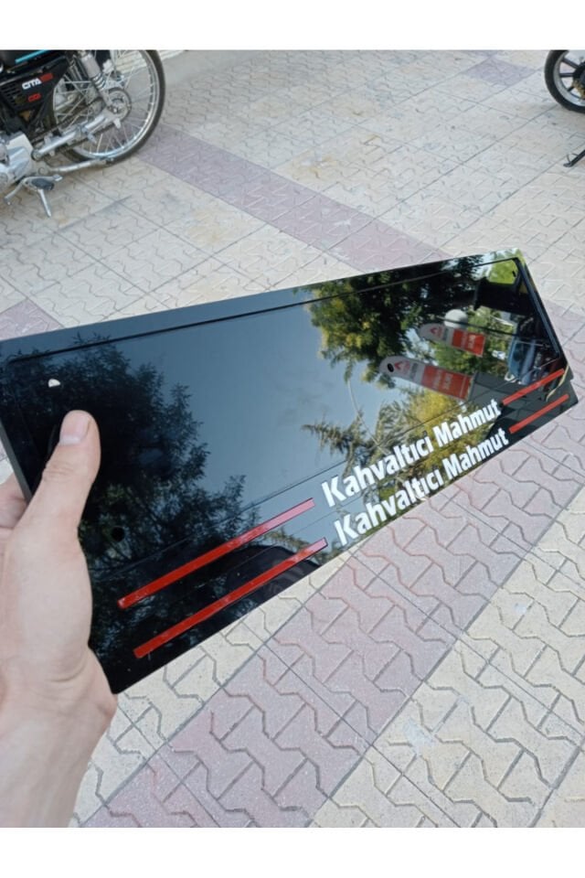 Pleksi Plakalık Takım 2 Ad. - App ve Normal Plaka İçin Alt Üst Pleksi Plakalık - Tüm Araçlara Uyumlu