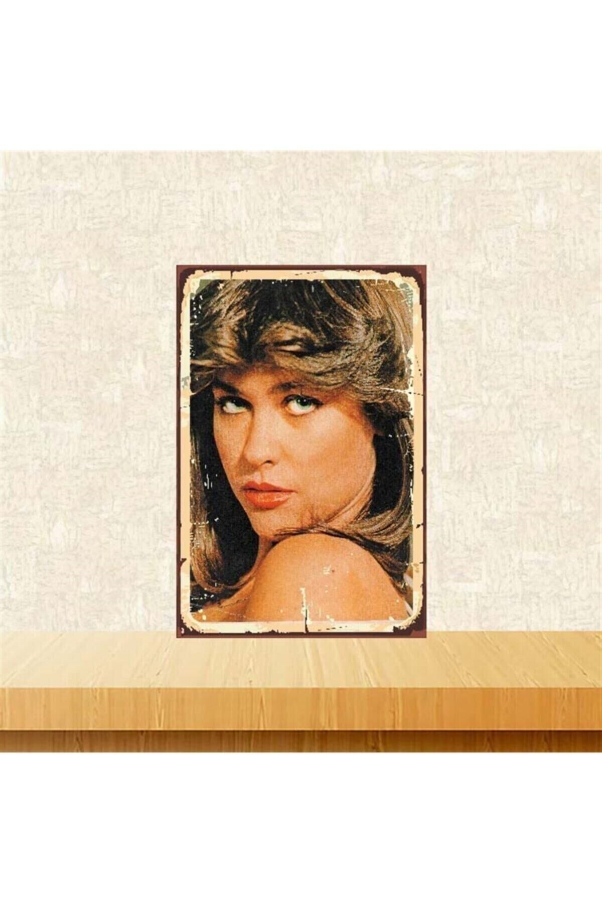 Hülya Avşar Retro Ahşap Poster Tkfx3849