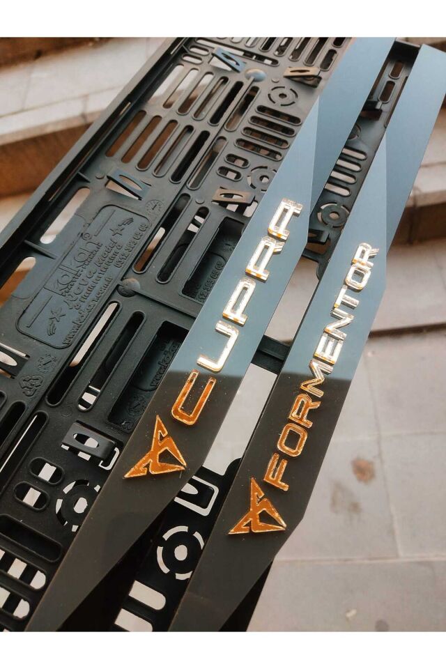 Plakalık Lazer Kesim Pleksi (2 Adet) CUPRA KABARTMA KİŞİYE ÖZEL PLAKALIK | İSİME ÖZEL PLAKALIK