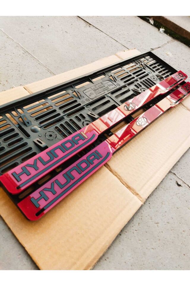 Plakalık Lazer Kesim Pleksi ( 2 Adet ) HYUNDAI KİŞİYE ÖZEL PLAKALIK | İSİME ÖZEL PLAKALIK