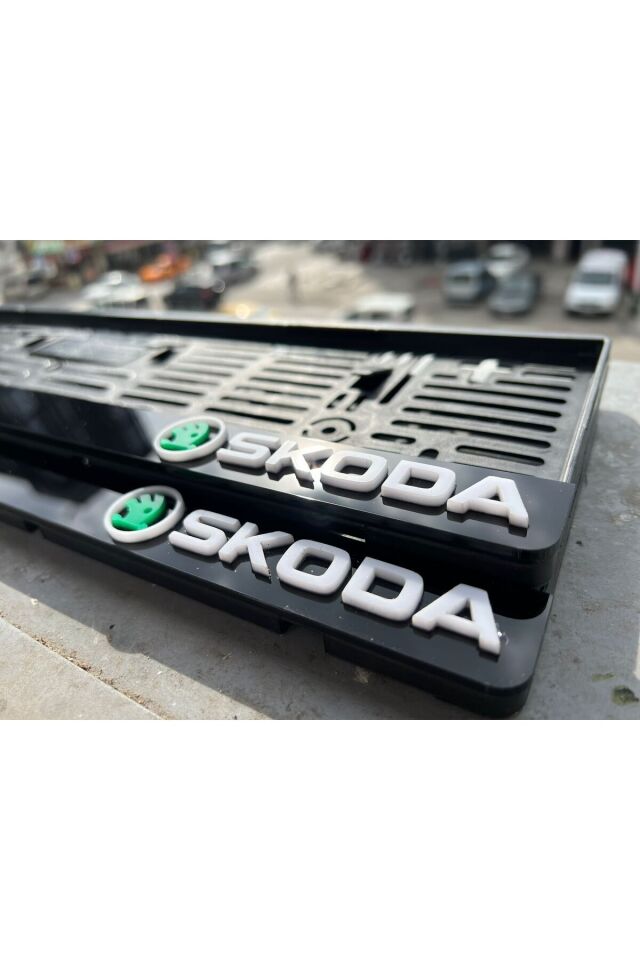 SKODA MODEL Pleksi Plakalık