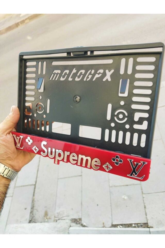 MOTOR PLAKALIK SUPREME LAZER KESİM PLEKSİ ( 1 ADET )