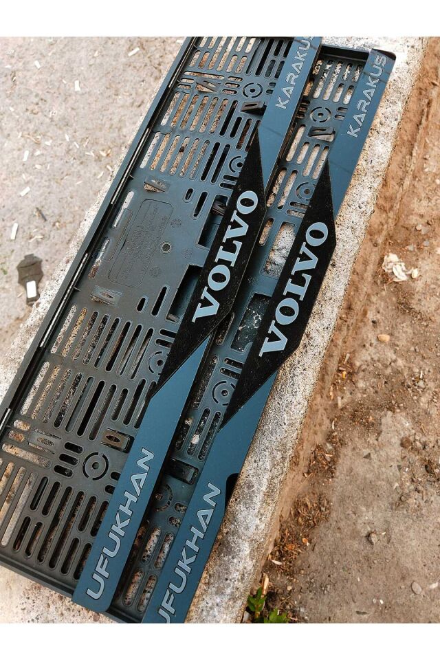 Plakalık Lazer Kesim Pleksi ( 2 ) Adet | özel üretim - mat | VOLVO Uyumlu