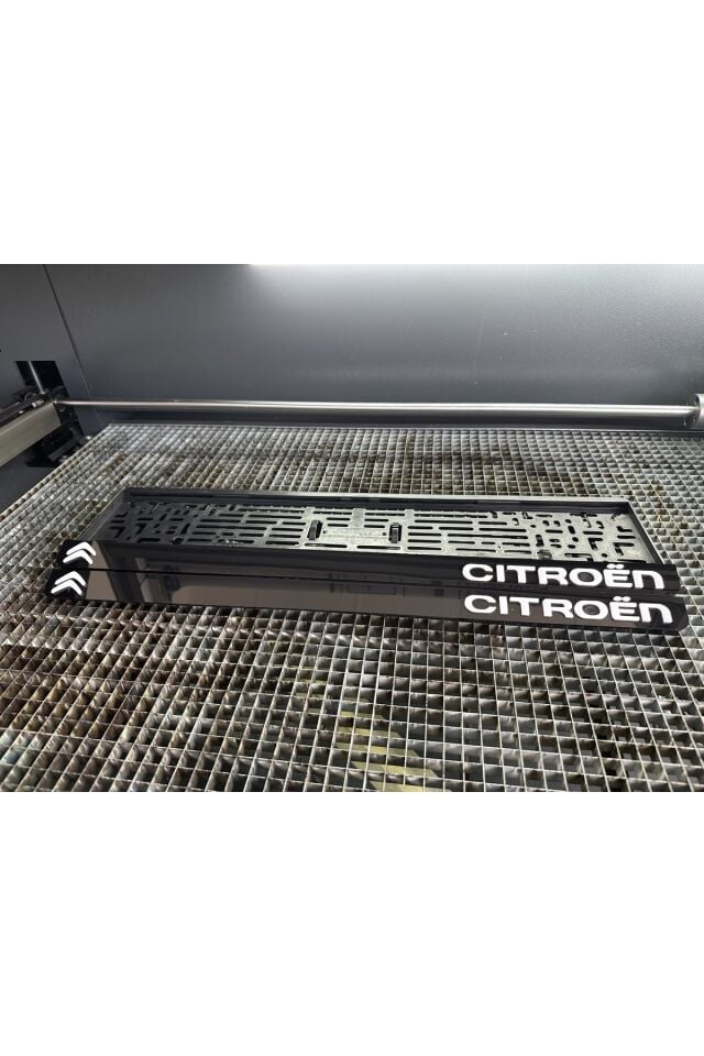 Cıtroen Uyumlu 3d Kabrtmalı Pleksi Araba Plakalığı 1 Takım
