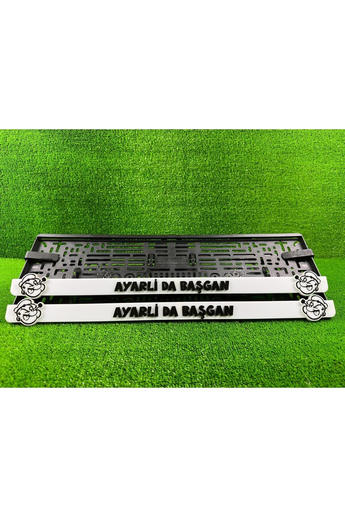 Ayarli Da Başgan Beyaz 3d Kabrtmalı Pleksi Araba Plakalığı 1 Takım