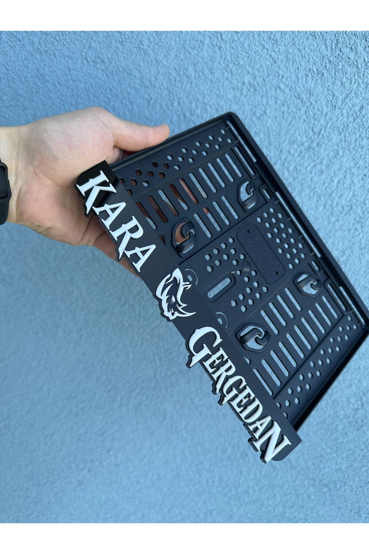 Kara Gergedan 3d Kabrtmalı Pleksi Motor Plakalığı