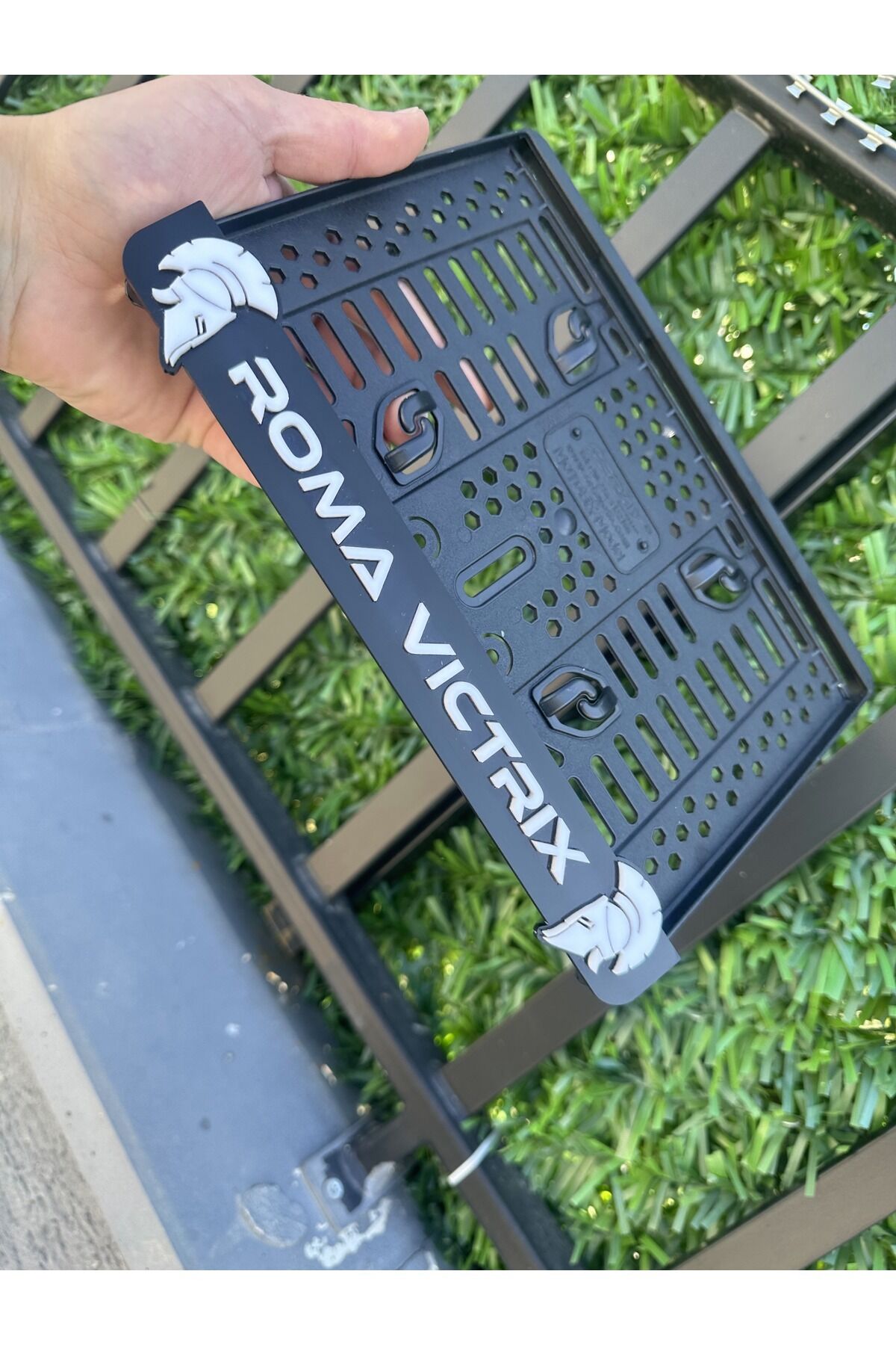 Gladyatör Roma Vıctrıx 3d Kabrtmalı Pleksi Motor Plakalığı